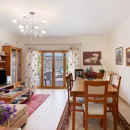 Vila Isabel Tatil Evi *
